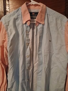 Vineyard Vines Two-Tone Button-Down — Light Blue & Peach